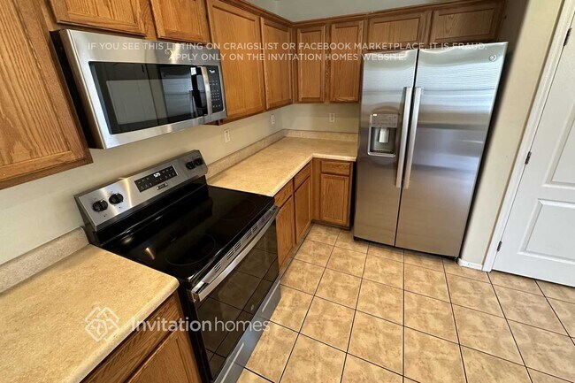 Foto del edificio - 6413 W Orchid Ln