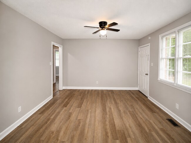 Foto del edificio - 1502 Woodmere Dr