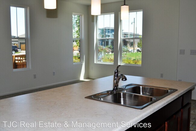 Building Photo - 3 br, 2.5 bath House - 6051 N Orleans Street