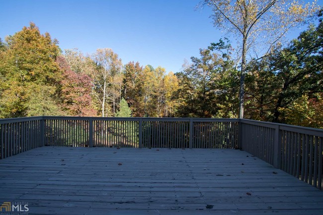 Building Photo - 8945 Private Cove Dr