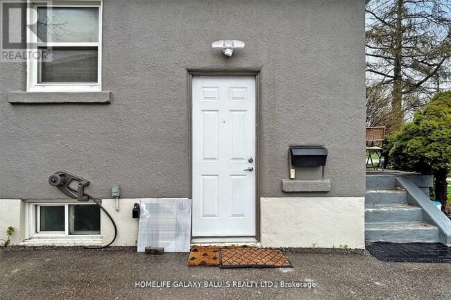 Building Photo - 136 Central Park Blvd N