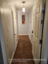 Building Photo - 2121 Rae St