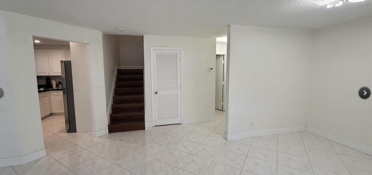 Foto del edificio - 3380 NW 22nd Ct