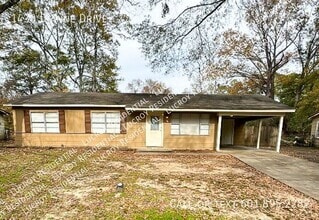 Building Photo - 1430 Dianne Dr