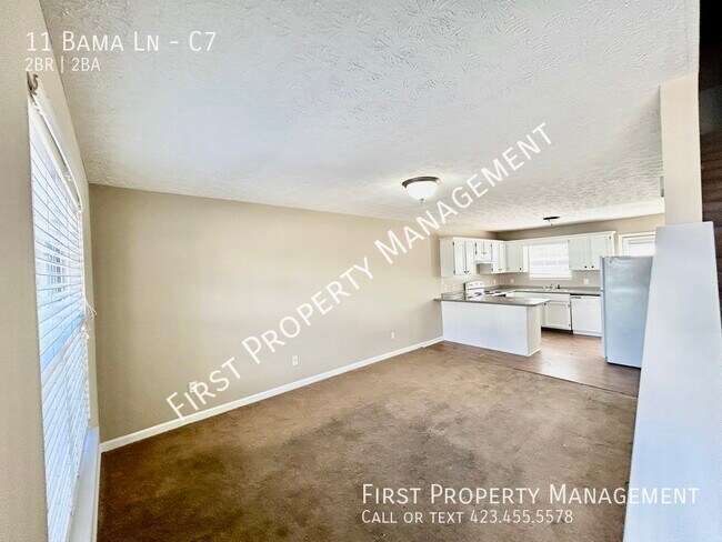 Building Photo - 11 Bama Ln