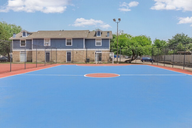 Building Photo - Embassy House