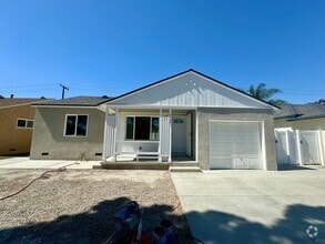 Building Photo - 11241 Bayla St