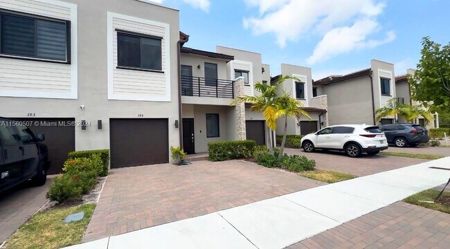 Foto del edificio - 395 NE 211th Terrace