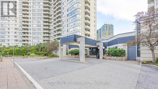 Building Photo - 150-1150 Alton Towers Cir
