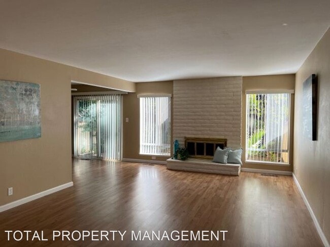 Building Photo - 3 br, 2.5 bath House - 120 CARLTON AVE #40