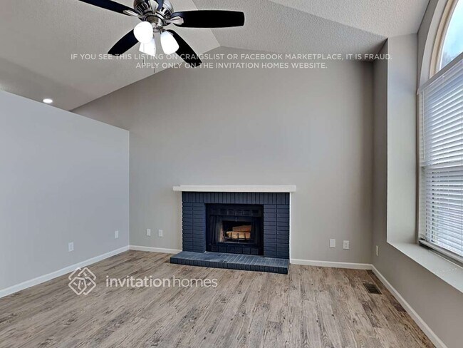 Foto del edificio - 4802 Herndon Cir