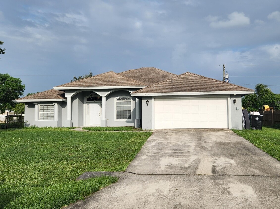 4417 SW Idlewild St, Port Saint Lucie, FL 34953 House Rental in Port