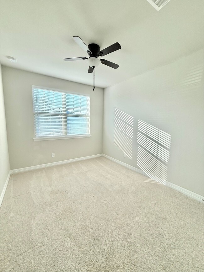 Building Photo - 15810 Tullich Knl Dr