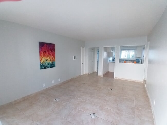 Building Photo - 1801 N Gramercy Pl