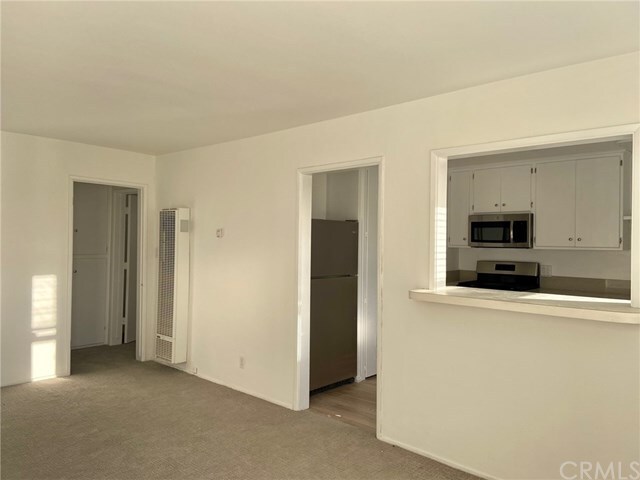 Building Photo - 350 Y Pl