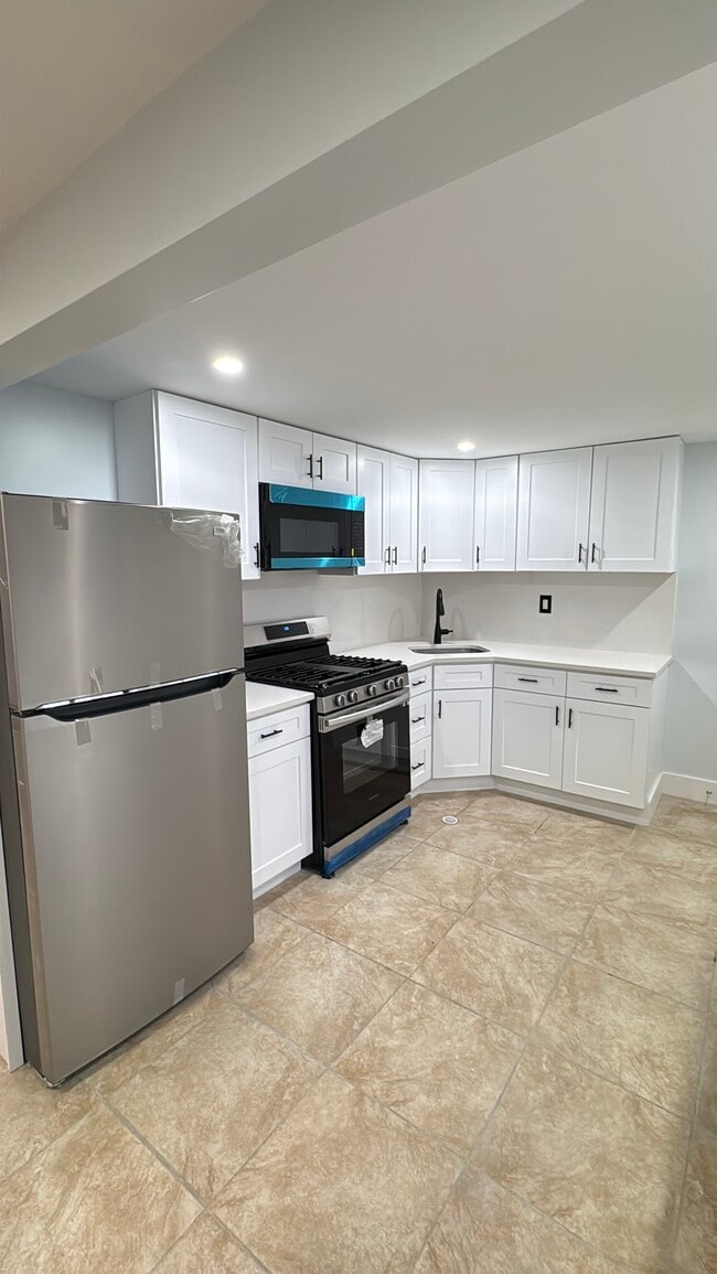 Kitchen - 11945 Sutphin Blvd