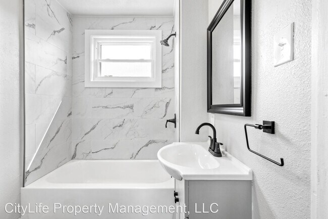 Foto del edificio - 3 br, 1 bath House - 1422 Orangewood Avenue