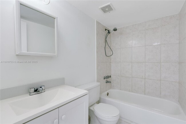 Foto del edificio - 19729 SW 114th Ave