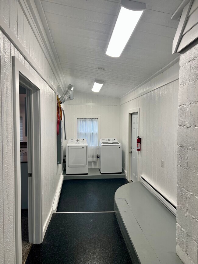 Foto del edificio - 2621 Mill Rd