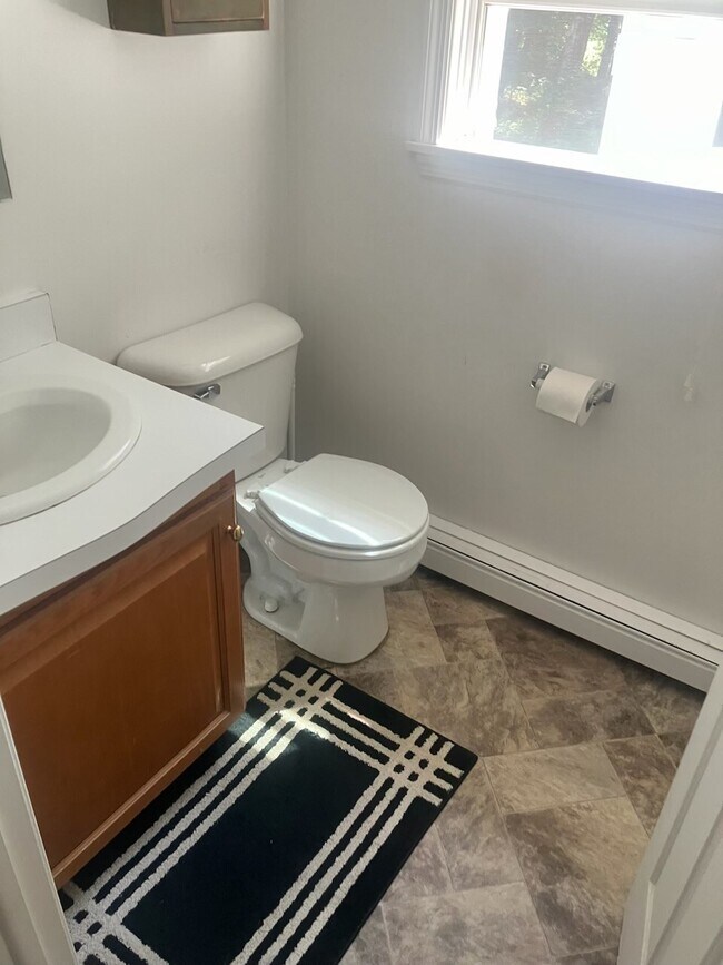 143 Cross St, Boylston, MA 01505 Townhome Rentals in Boylston MA