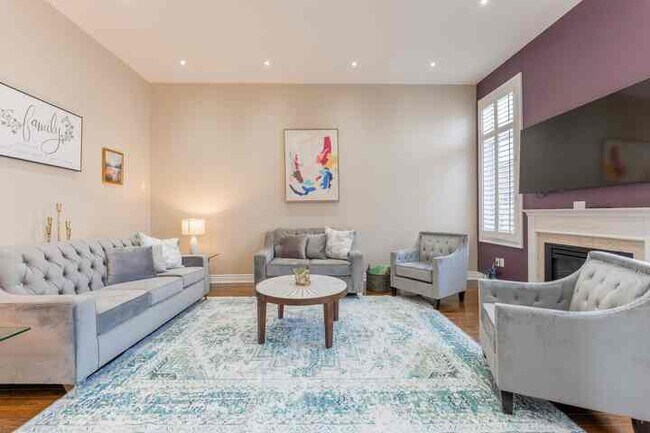 Building Photo - 3 Mediterranean Cres