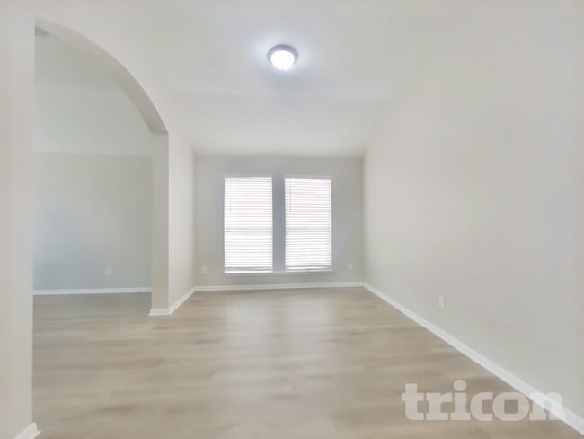 Foto del edificio - 1318 Auburn View Ln