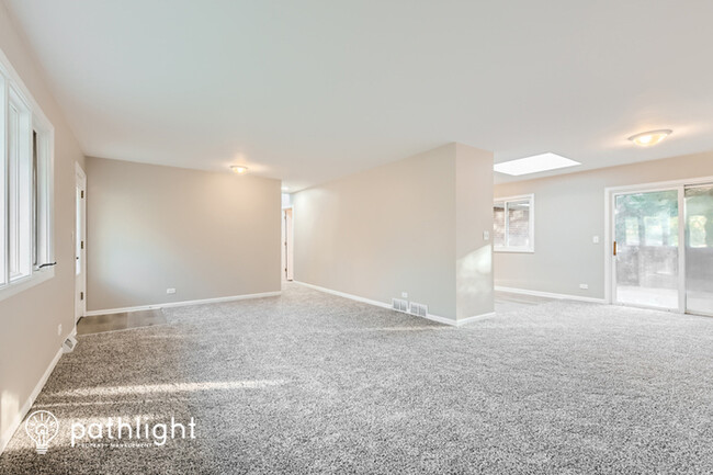 Building Photo - 391 West Millers Road, Des Plaines, IL, 60016