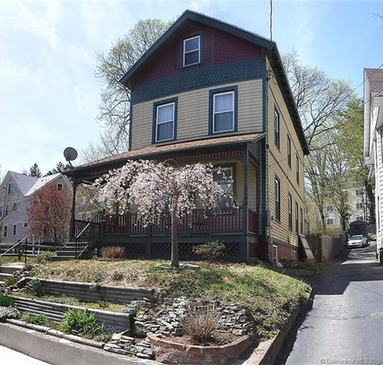 14 Pardee Place, NEW HAVEN, CT 06515 House Rental in NEW HAVEN, CT