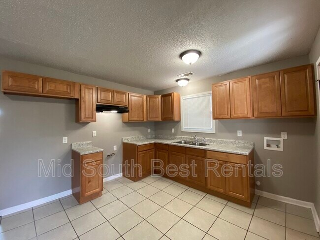 Foto del edificio - 3923 Oakshire St