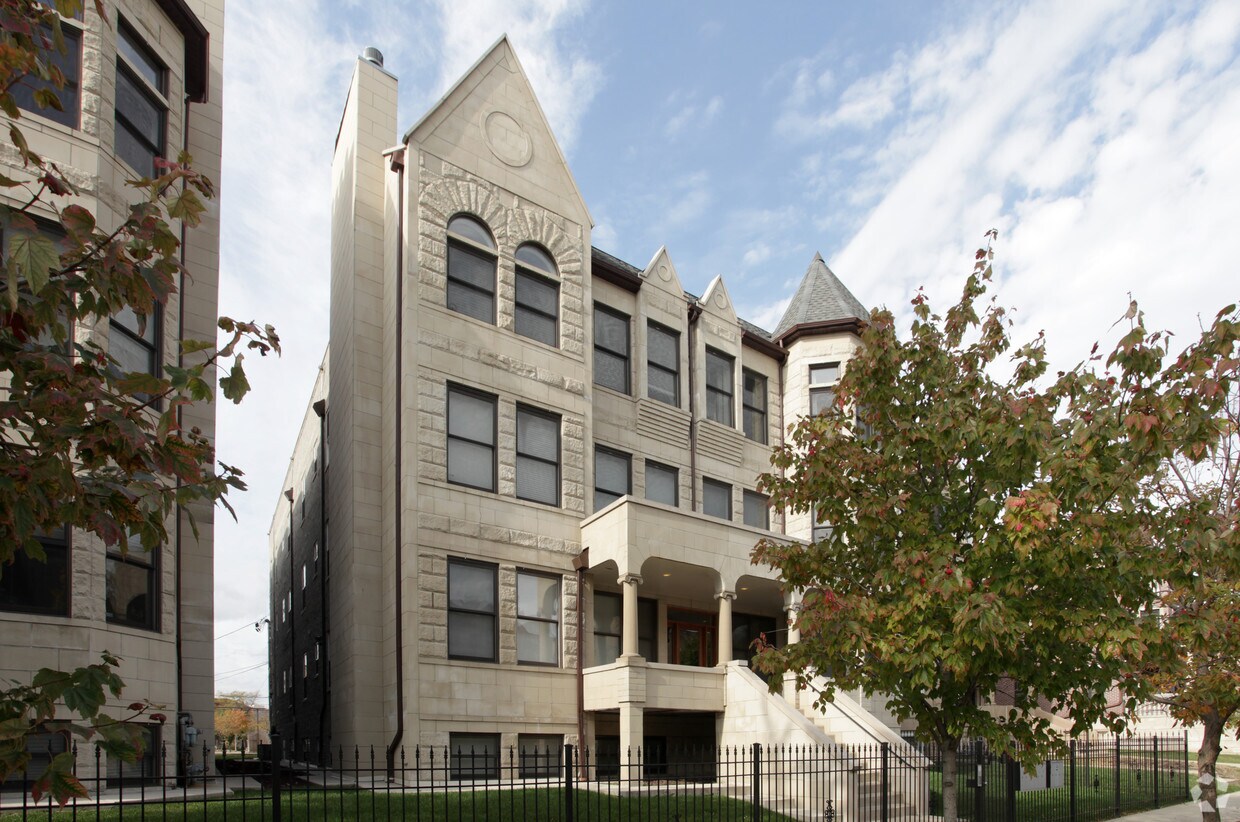 Building Photo - 3968 S Ellis Ave