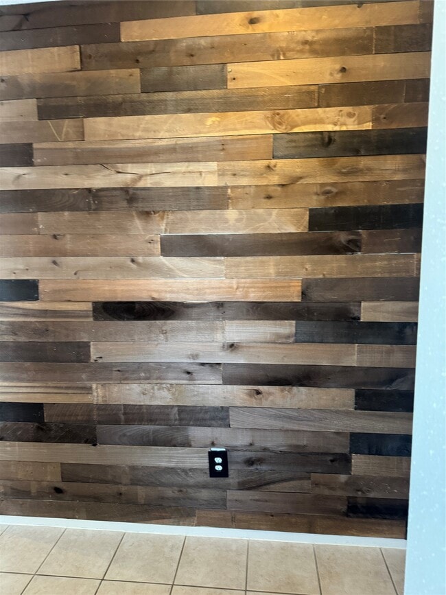 Building Photo - 2602 Grand Teton Dr