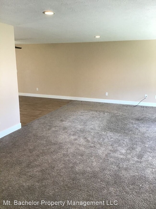 Building Photo - 3 br, 2 bath House - 2409 SW 25th