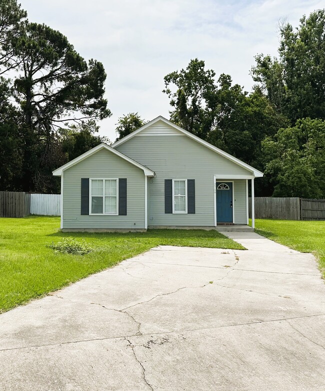 Building Photo - 2759 Tyndall Dr