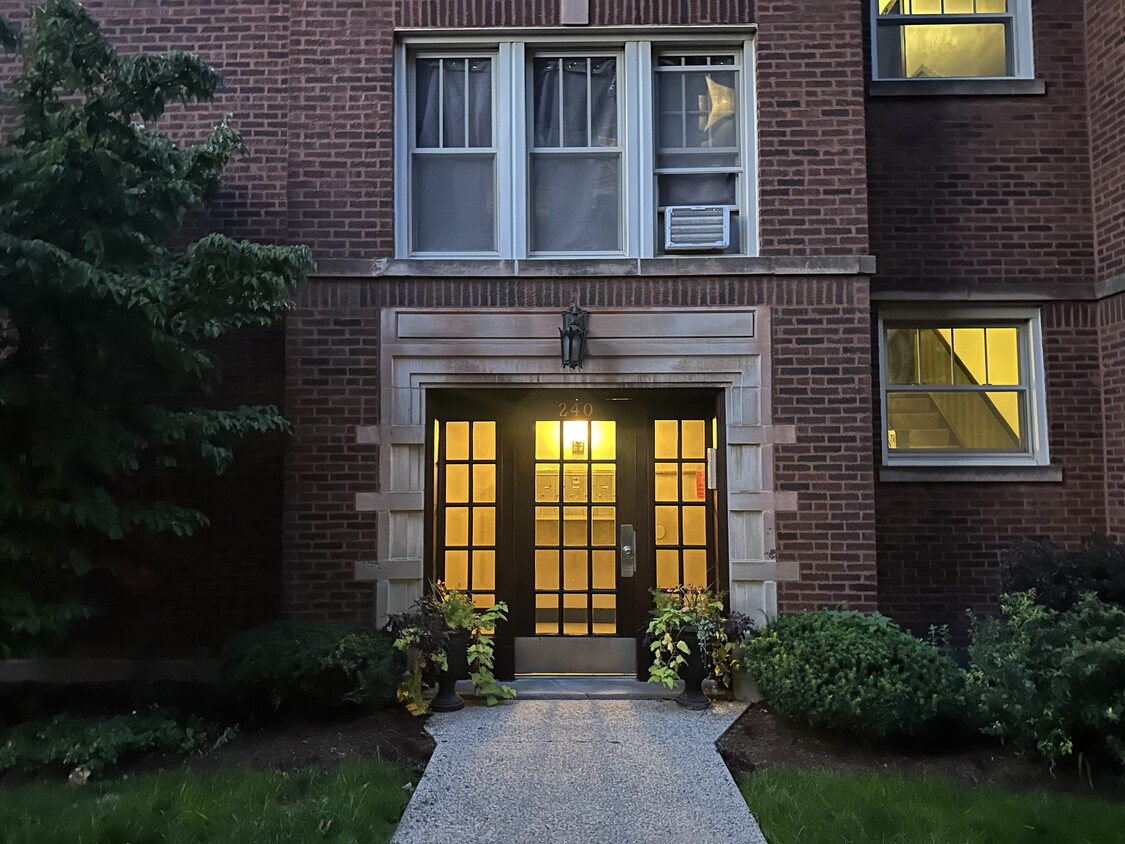 Main Entrance - 240 S Maple Ave