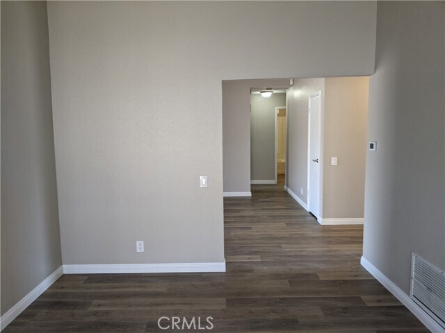 Foto del edificio - 1247 Highland Dr