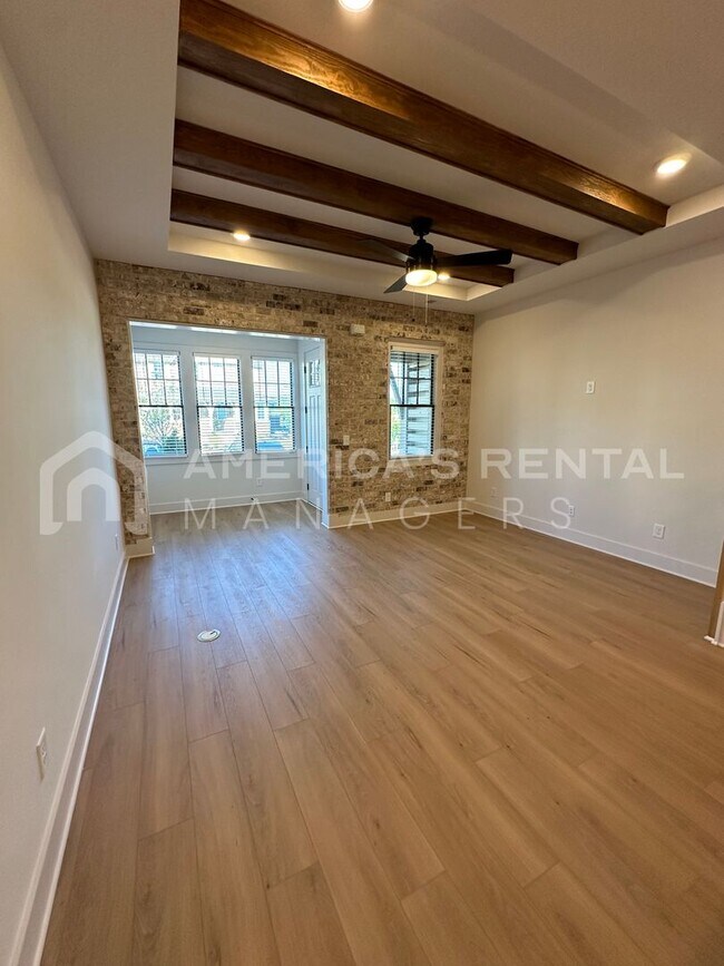 Foto del edificio - New Build Townhome- Available NOW!! ***$50...