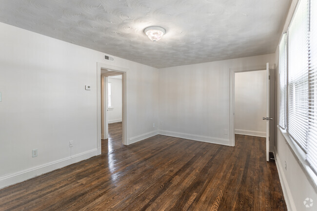 1BR,1BA,-650SF - Huntington on the James