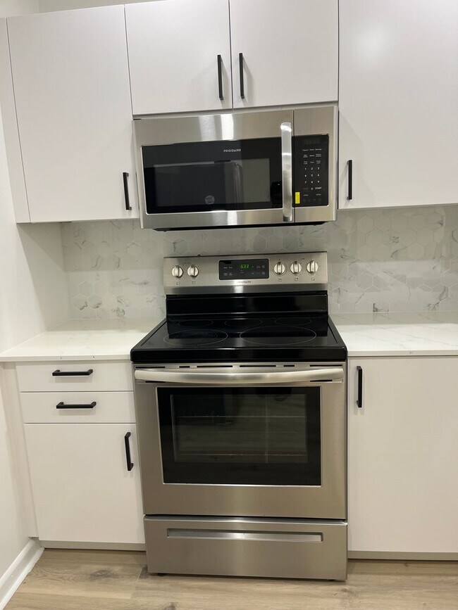 Foto del edificio - Beautiful 2 bedroom 2 bath Condo in Boca R...