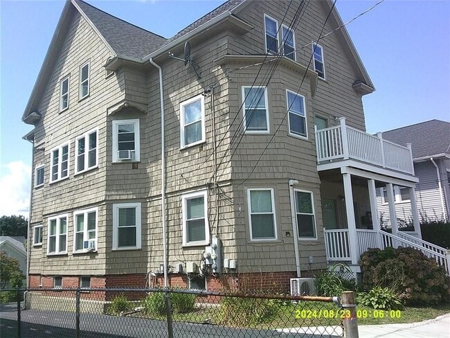 Building Photo - 3103 Pawtucket Ave
