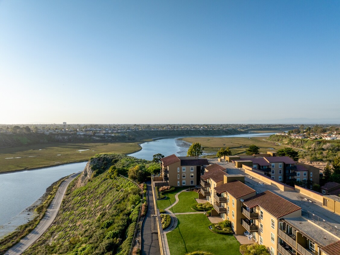 Park Newport - Apartments in Newport Beach, CA | Westside Rentals