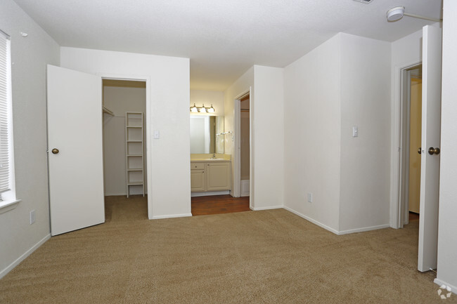 Foto del diseño de interior - Cypress Lake Apartments