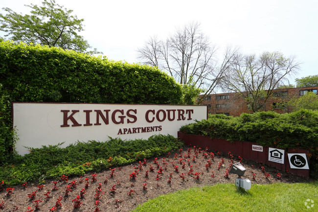 Foto del edificio - Kings Court Apartments