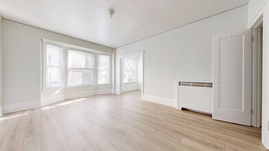 Building Photo - 507 Taylor St