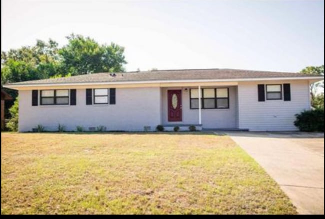 Building Photo - 1007 Rainbow Ave