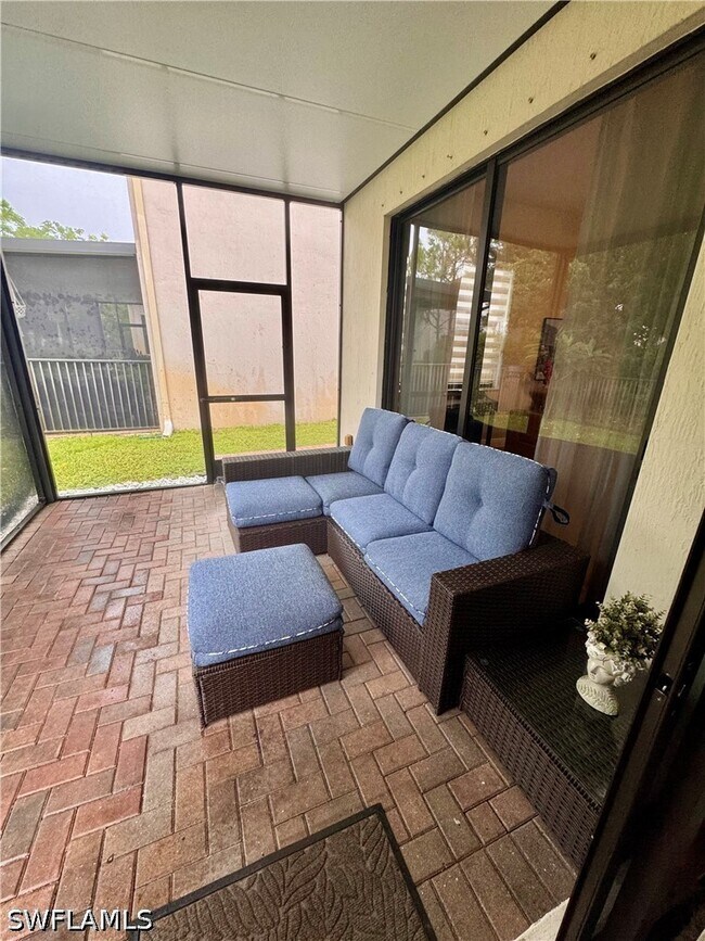 Foto del edificio - 5357 Brin Way