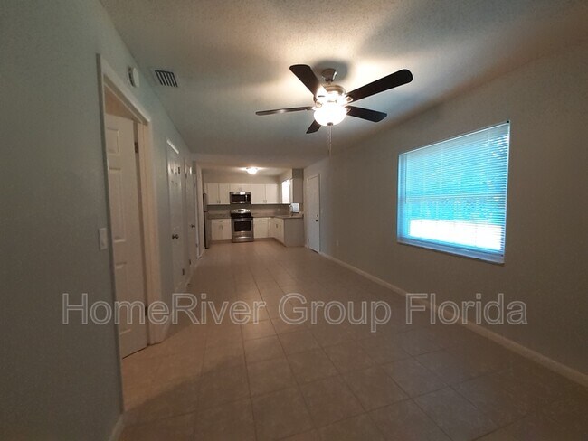 Foto del edificio - 117 Hamilton Blvd