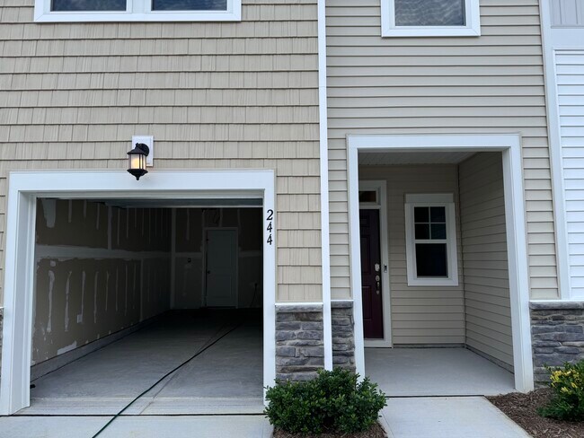 Building Photo - 244 Peebles Dr