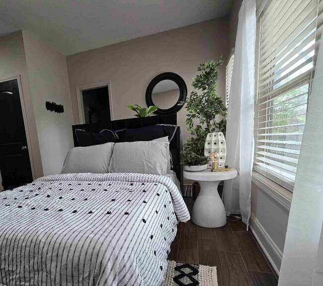 Foto del edificio - 2296 Kaylen Dr