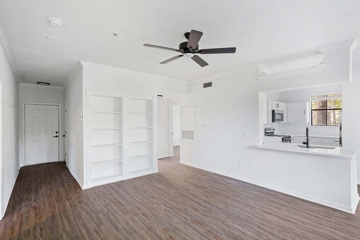 Paramount at Kingwood Apartments in Kingwood, TX