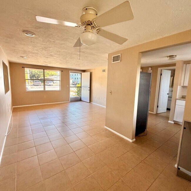 Foto del edificio - 5401 Pasadena Dr